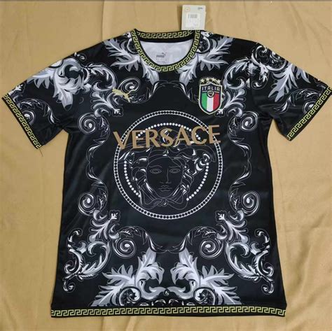 maglia calcio versace italia|MAGLIA ITALIA SPECIAL EDITION VERSACE 2022/23.